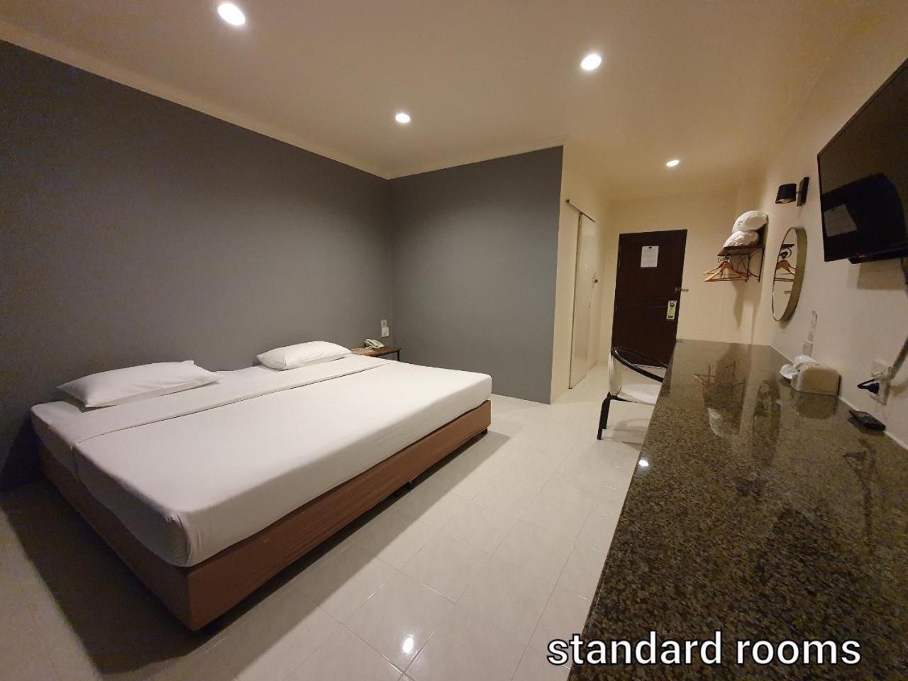 Rattana View Hotel Phitszanulok Kültér fotó
