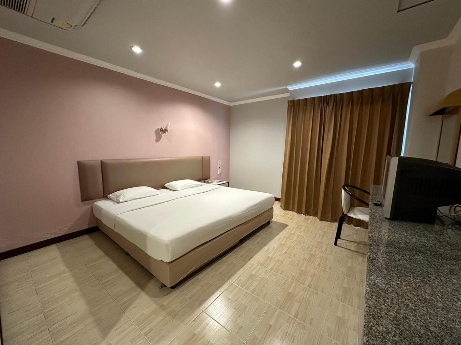 Rattana View Hotel Phitszanulok Kültér fotó