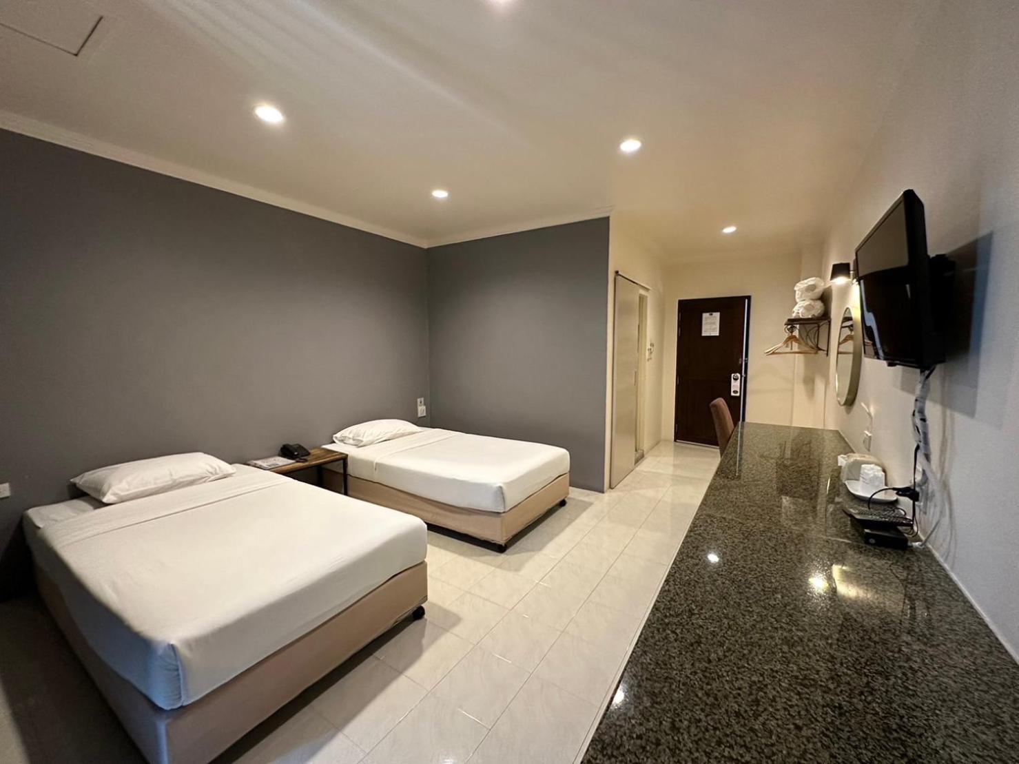 Rattana View Hotel Phitszanulok Kültér fotó