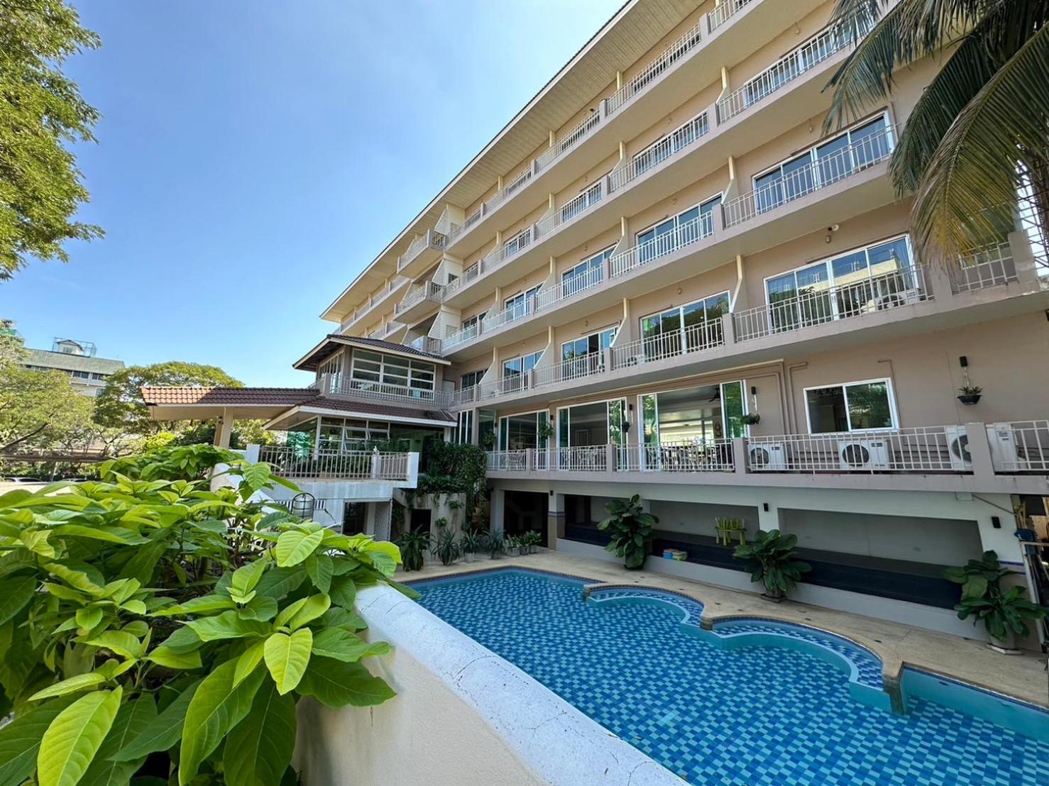 Rattana View Hotel Phitszanulok Kültér fotó
