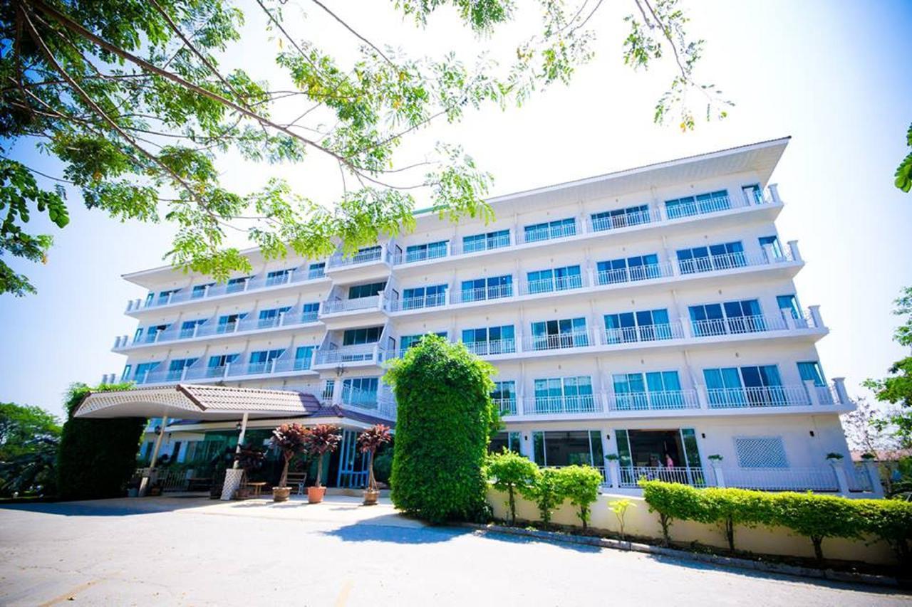Rattana View Hotel Phitszanulok Kültér fotó