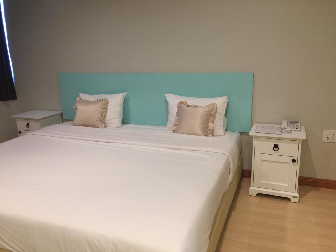 Rattana View Hotel Phitszanulok Kültér fotó