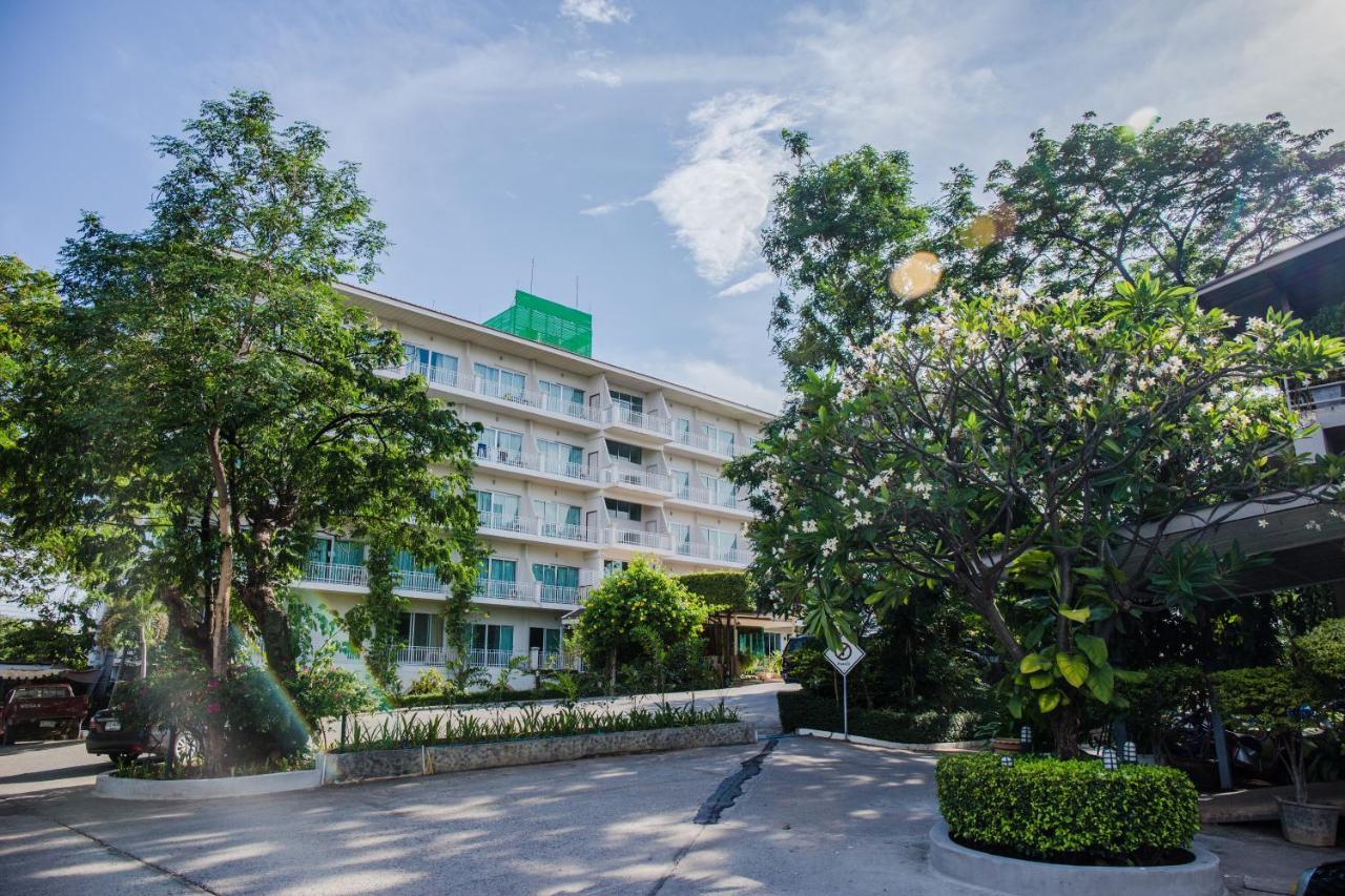 Rattana View Hotel Phitszanulok Kültér fotó