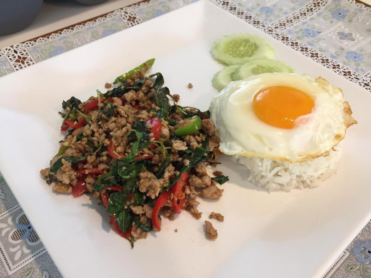 Rattana View Hotel Phitszanulok Kültér fotó
